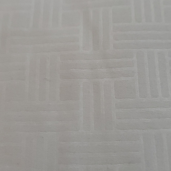 Comforter - Picture 3 of 3